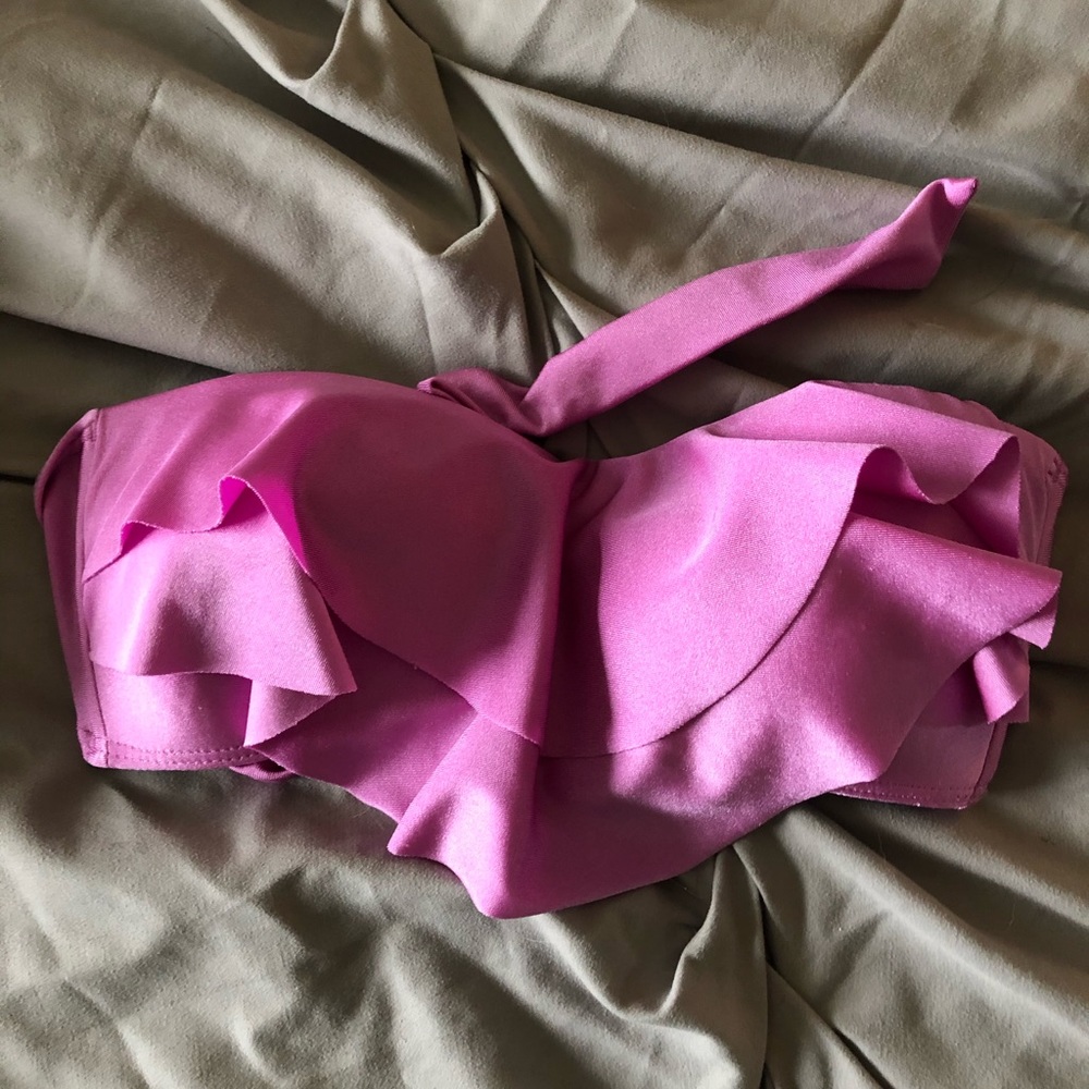 Ruffle bikini top